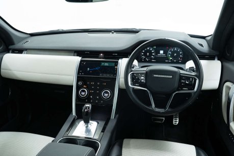 Land Rover Discovery Sport 1.5 Discovery Sport R-Dynamic SE P300e Auto 4WD 5dr 18