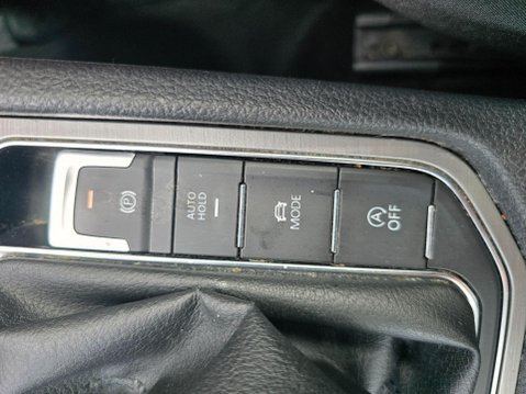 Volkswagen Golf SV 1.6 TDI BlueMotion Tech SE Euro 6 (s/s) 5dr 27