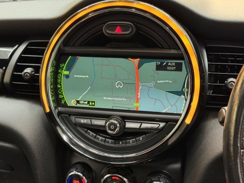 Mini Hatch 2.0 Cooper S Auto Euro 6 (s/s) 3dr 80