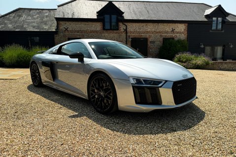 Audi R8 5.2 FSI V10 Plus S Tronic quattro Euro 6 (s/s) 2dr 6