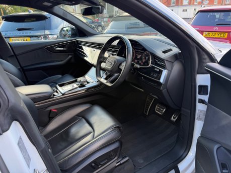 Audi Q8 TDI QUATTRO BLACK EDITION 23