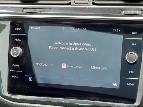 Volkswagen Tiguan 2.0 TDI R-Line SUV 5dr Diesel DSG Euro 6 (s/s) (150 ps) 34