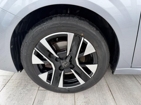 Peugeot 208 1.2 PureTech Allure Euro 6 (s/s) 5dr 14