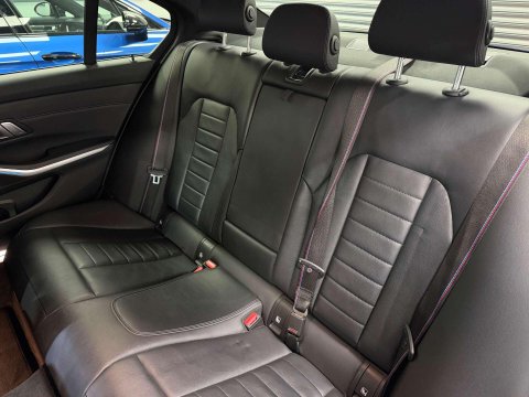 BMW 3 Series 2.0 330e 12kWh M Sport Saloon 4dr Petrol Plug-in Hybrid Auto Euro 6 (s/s) ( 32