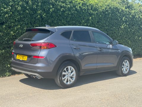 Hyundai TUCSON 1.6 CRDi MHEV SE Nav SUV 5dr Diesel Hybrid DCT Euro 6 (s/s) (136 ps) 32