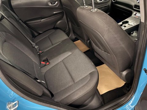 Hyundai KONA 39kWh Premium Auto 5dr (10.5kW Charger) 7