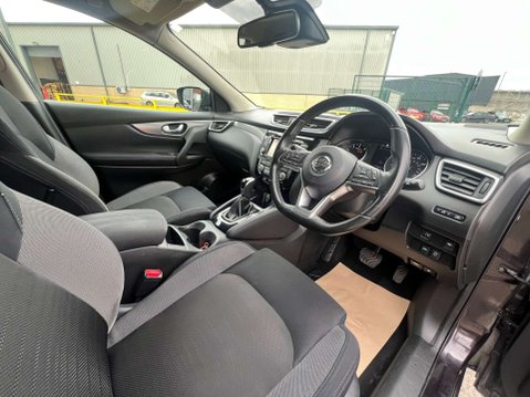 Nissan Qashqai 1.2 Qashqai N-Connecta DiG-T CVT 5dr - NATIONAL DELIVERY* 52