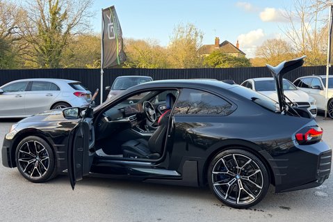 BMW M2 M2 - M PERFORMANCE EXHAUST & BODYKIT -DRIVING ASSISTANT +COMFORT PACK  17