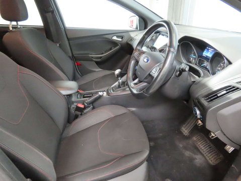 Ford Focus 1.5 Focus ST-Line TDCi 5dr 7
