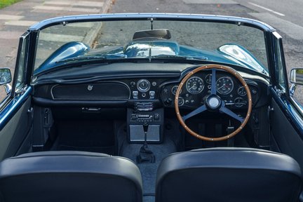 Aston Martin DB5 Convertible 17