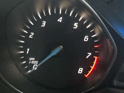 Ford Focus 1.6 Focus Zetec 105 5dr 46