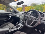 Vauxhall Insignia 1.8 Insignia SRi 5dr 27