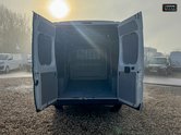 Peugeot Boxer LWB L3H2 [SOLD CM] Medium Roof Professional Premium Plus 335 Air Con Nav Se 8
