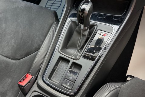 SEAT Leon TSI CUPRA 4DRIVE DSG ESTATE -BUCKET SEATS -CAMERA- SOUND -ACC -REVO STAGE 1 10