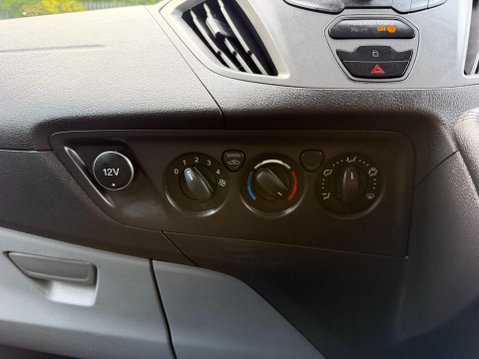 Ford Transit Custom 2.0 TDCi 250 Panel Van 5dr Diesel Manual L1 H1 (163 g/km, 104 bhp) 28