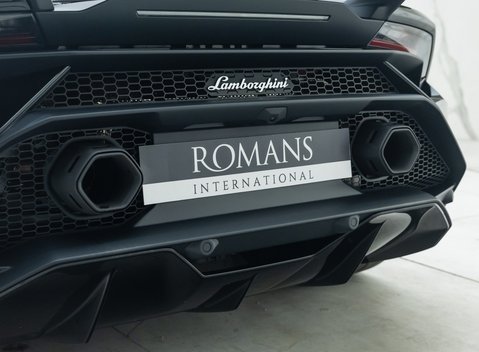 Lamborghini Huracan TECNICA 28