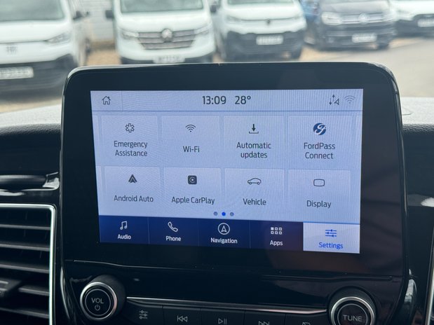 Ford Transit Custom Crew Cab [SOLD MT] AUTO SWB L1H1 Low Roof Sport 320 Air Con Alloys Sensors 37