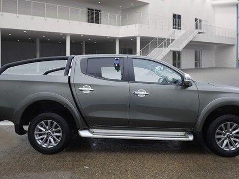 Mitsubishi L200 DI-D 4WD BARBARIAN DCB 6