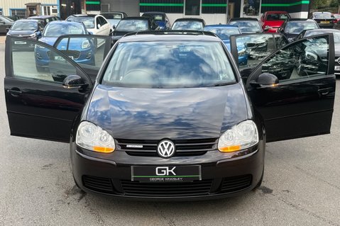 Volkswagen Golf BLUEMOTION MATCH TDI -DEMO +1 OWNER -19 SERVICES -£35 ROAD TAX -SUNROOF 20
