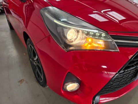 Toyota Yaris 1.33 Dual VVT-i Sport Euro 5 5dr Euro 5 46