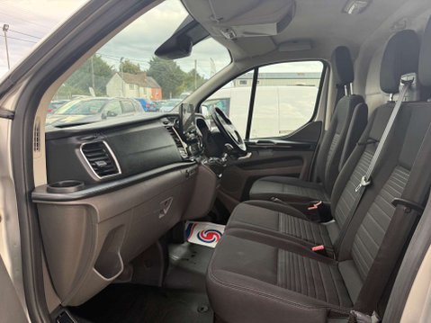 Ford Transit Custom 2.0 Transit Custom 300 Limited EcoBlue GLASS FRAIL WINDOW FITTER VAN 5dr 10