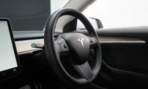 Tesla Model 3 LONG RANGE AWD Ryzen GROK AI One Owner Heat Pump Adaptive LEDs VAT Q 23