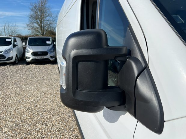 Vauxhall Movano LWB L3H2 (SOLD) Medium Roof F3500 Air Con Nav Tow Bar EURO 6 NO VAT 18