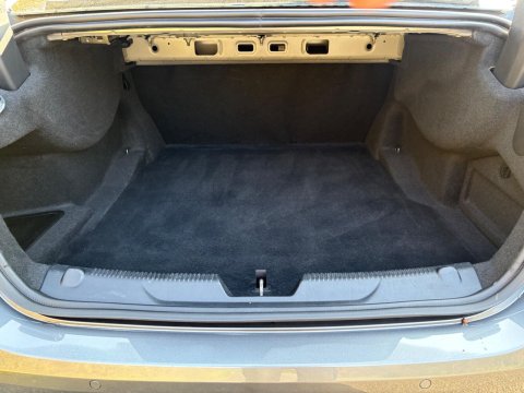 Jaguar XE PORTFOLIO 21