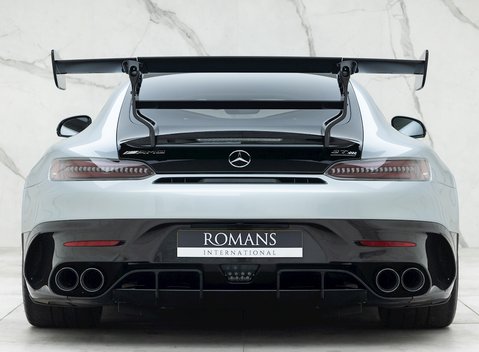 Mercedes-Benz Amg GT GT Black Series 5