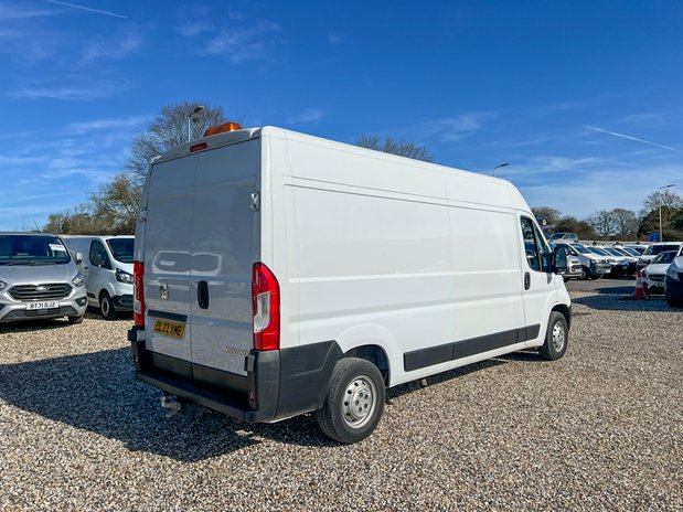 Vauxhall Movano LWB L3H2 (SOLD) Medium Roof F3500 Air Con Nav Tow Bar EURO 6 NO VAT 6