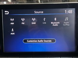 Nissan Juke 1.6 Juke Tekna HEV CVT 5dr 40