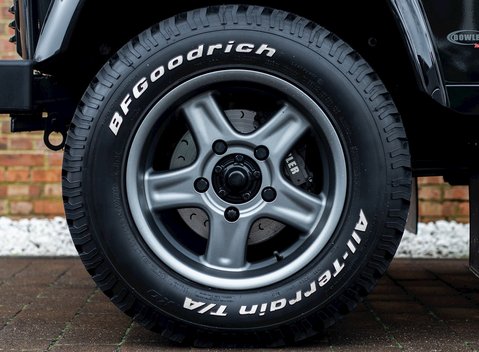 Land Rover Defender 90 XS Bowler 10