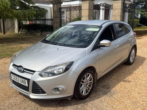 Ford Focus 1.0T EcoBoost Titanium Hatchback 5dr Petrol Manual Euro 5 (s/s) (125 ps) WE 17