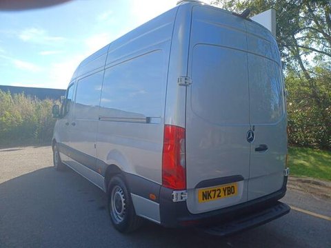 Mercedes-Benz Sprinter 317 CDI PROGRESSIVE 6