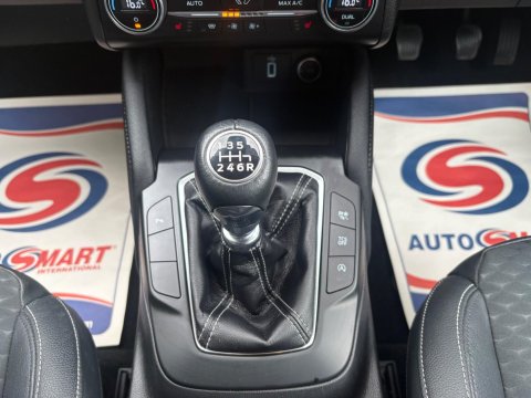Ford Focus TITANIUM X 15