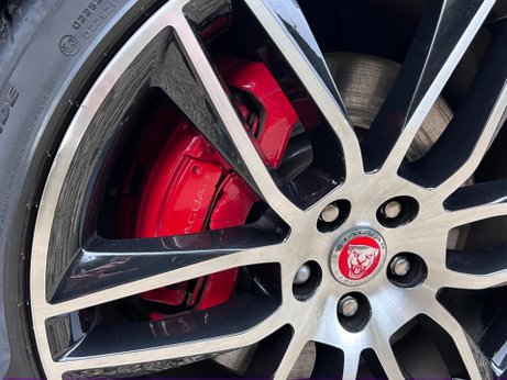 Jaguar F-Type 2.0i Chequered Flag Auto Euro 6 (s/s) 2dr 33