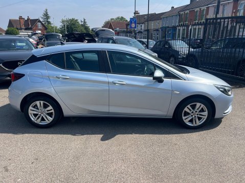 Vauxhall Astra 1.6 CDTi ecoFLEX Tech Line Euro 6 (s/s) 5dr 7