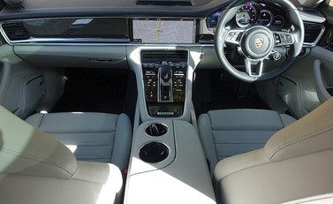 Porsche Panamera Turbo S E-Hybrid 21