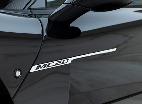 Maserati MC20 25