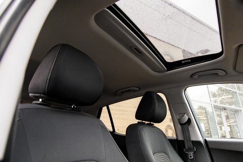 Hyundai i10 PREMIUM SE 27