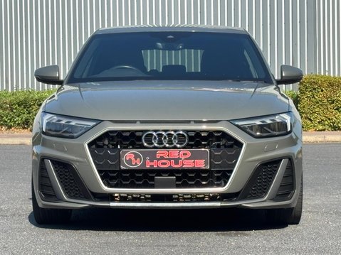 Audi A1 SPORTBACK TFSI S LINE 2
