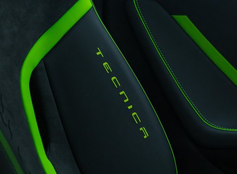Lamborghini Huracan Tecnica 16
