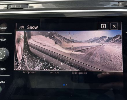 Volkswagen Tiguan 2.0 Tiguan SEL TSi 4Motion Semi-Auto 4WD 5dr 55