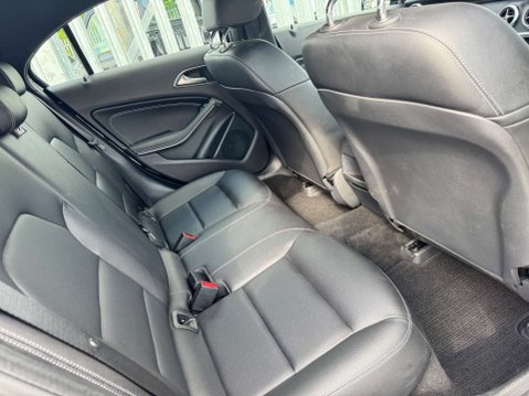 Mercedes-Benz A Class 1.5 A180 CDI Sport Edition Hatchback 5dr Diesel 7G-DCT Euro 5 (s/s) (109 ps 20