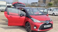 Toyota Yaris 1.5 VVT-h Design Hatchback 5dr Petrol Hybrid E-CVT Euro 6 (101 ps) 6