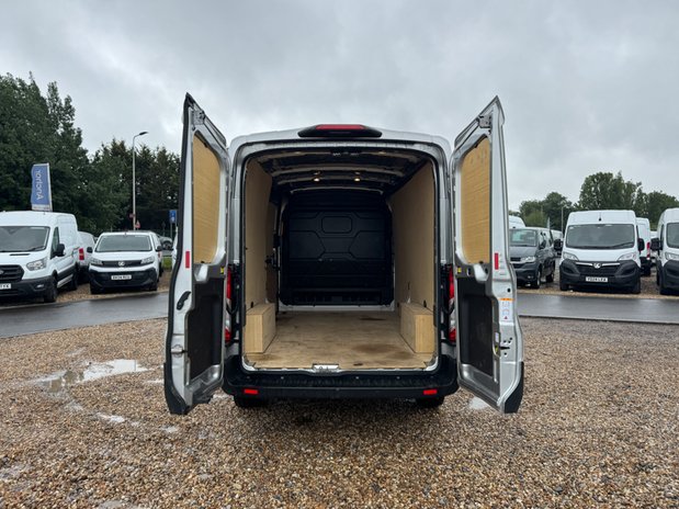Ford Transit LWB L3H2 Medium Roof Trend 350 Cruise EURO 6 8