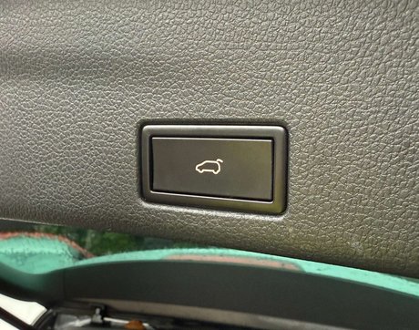 SEAT Alhambra 2.0 Alhambra Xcellence TDI Semi-Auto 5dr 23