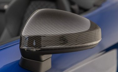 Audi R8 V10 Performance Carbon Black Spyder 24