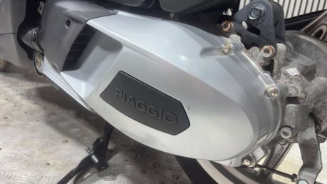 Piaggio Liberty 2021 1 OWNER ONLY 1200 MILES TOP BOX 125CC SCOOTER BIKE 40