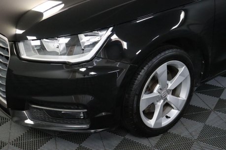 Audi A1 SPORTBACK TFSI SPORT 30